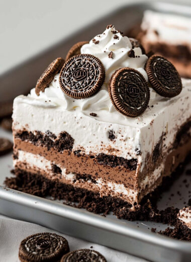 5 Ingredient Oreo Ice Cream Cake