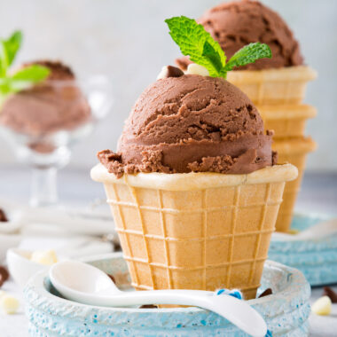 Chocolate Ice Cream in Waffle Cups