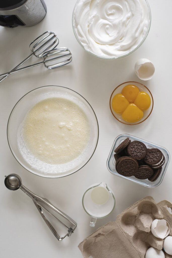 Cookies and Cream Ice Cream Sundae Ingredients