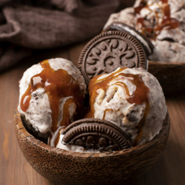 Cookies and Cream Ice Cream Sundae with Caramel Drizzle