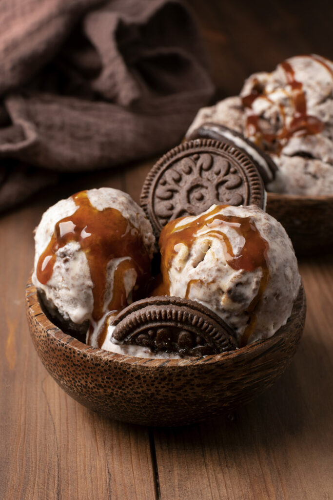 Cookies and Cream Ice Cream Sundae with Caramel Drizzle