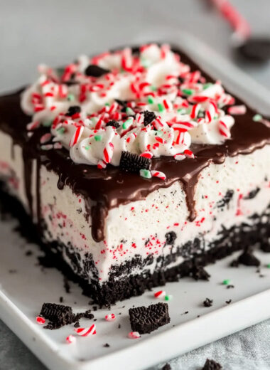 Peppermint Oreo Ice Cream Cake