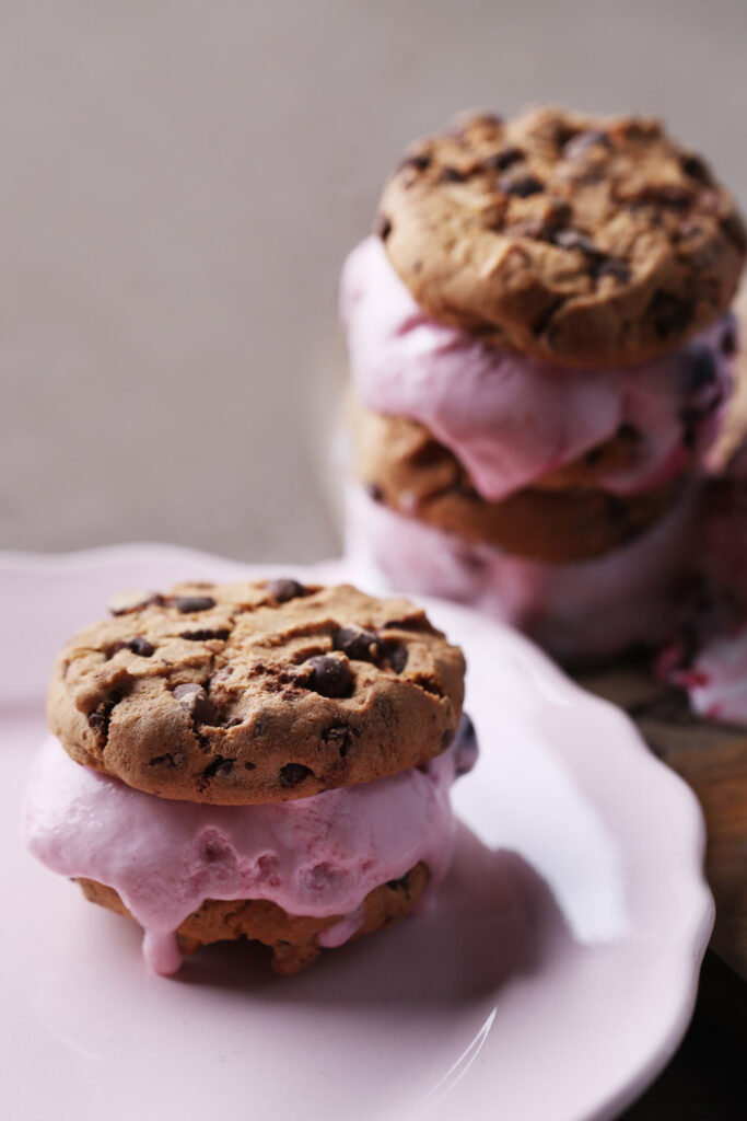 Serving Tips Chocolate Chip Cookie Ice Cream Sandwiches