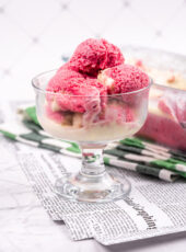 Strawberry Swirl Frozen Yogurt Recipe