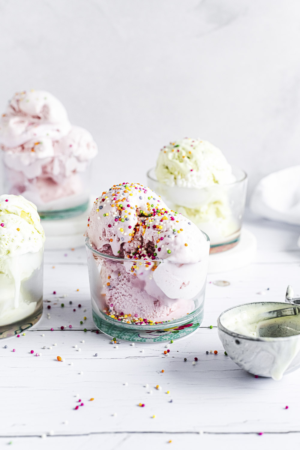 Strawberry & Vanilla Ice Cream Delight Recipe