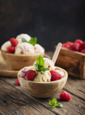 Vanilla Raspberry Ice Cream Delight