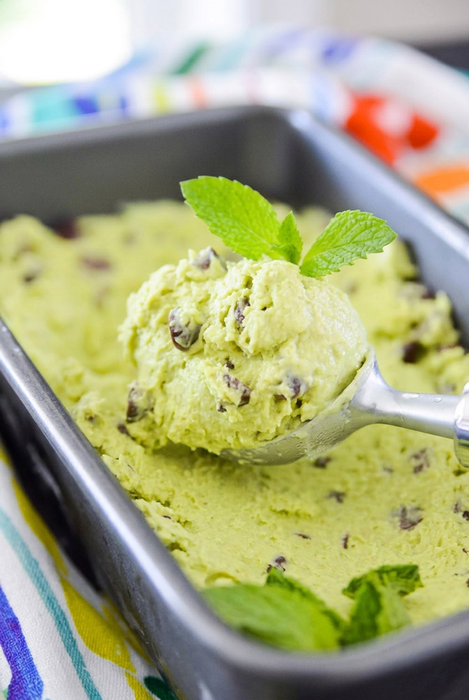 Prepare Avocado Mint Chocolate Chip Ice Cream